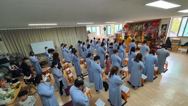 A light moment of the Vesak ceremony overseas